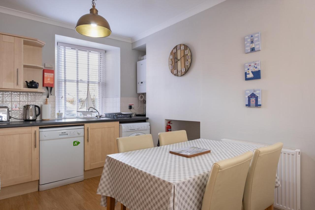 Stonehaven Ground Floor Home With A Spectacular Harbour View. Exteriér fotografie